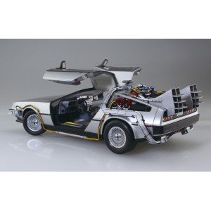 Aoshima 06436 Back to the Future Delorean - New (May)