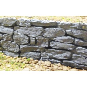 8568 Medium (N / HO / OO Scale) Sea Wall (2)