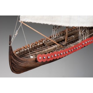 D014  Viking Longship (1:72)