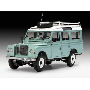 Revell 07047 Land Rover Series III  LWB Station