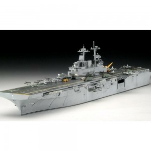 Revell 05178 Assault Carrier USS Wasp Class 